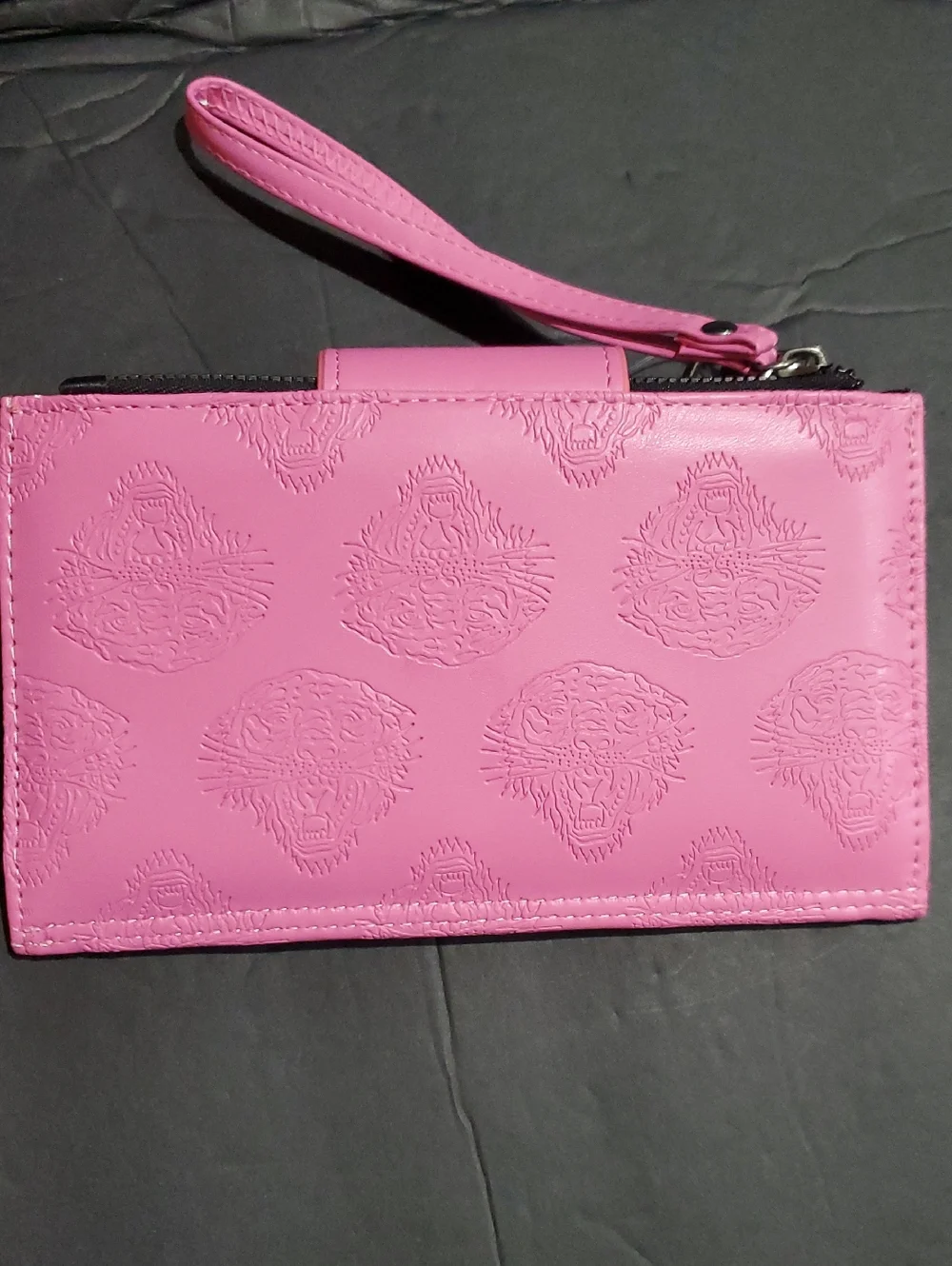 Ed Hardy pink ed hardy tiger embossed bifold XL‎ wallet clutch brand new